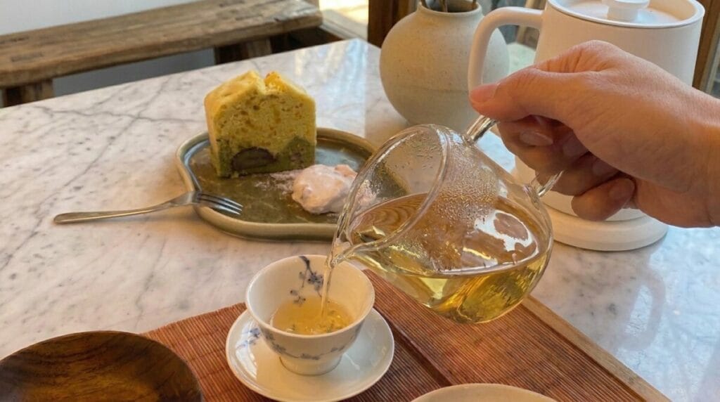 Dongdaemun food guide - Chachatea Club Changsin Hanok